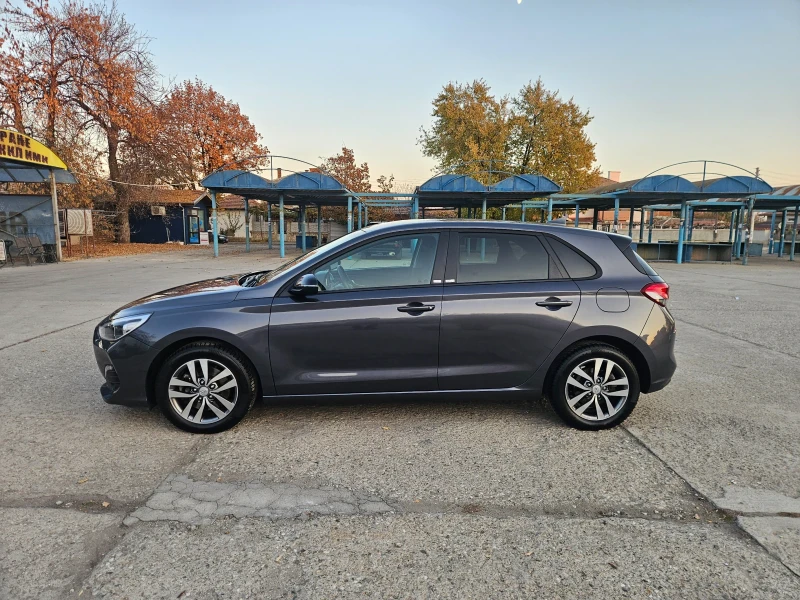 Hyundai I30 1.4.   70000km, снимка 3 - Автомобили и джипове - 47931378