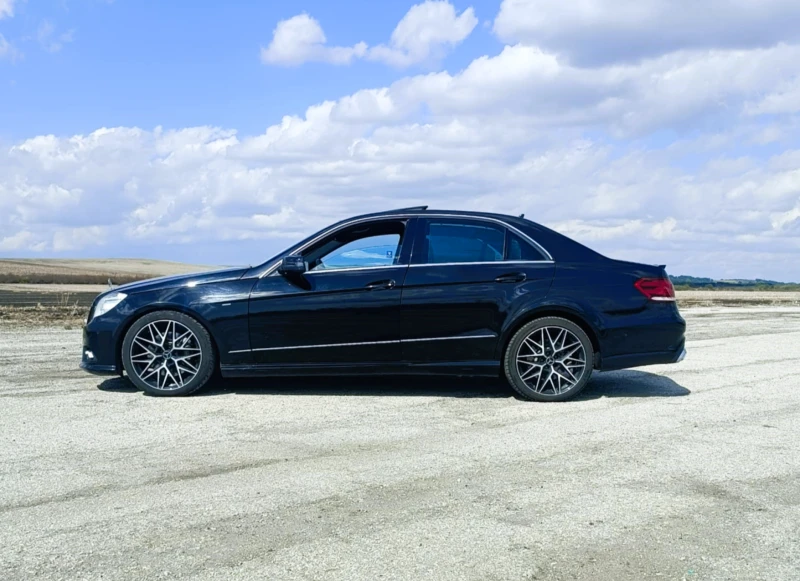 Mercedes-Benz E 500 5, 5 с ГАЗ, снимка 9 - Автомобили и джипове - 52553325
