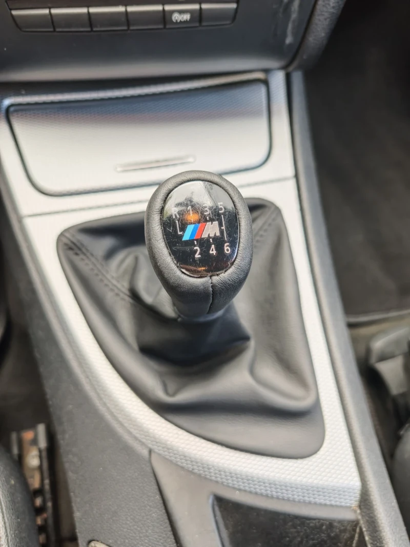 BMW 123 D Coupe M Paket, снимка 9 - Автомобили и джипове - 52542806