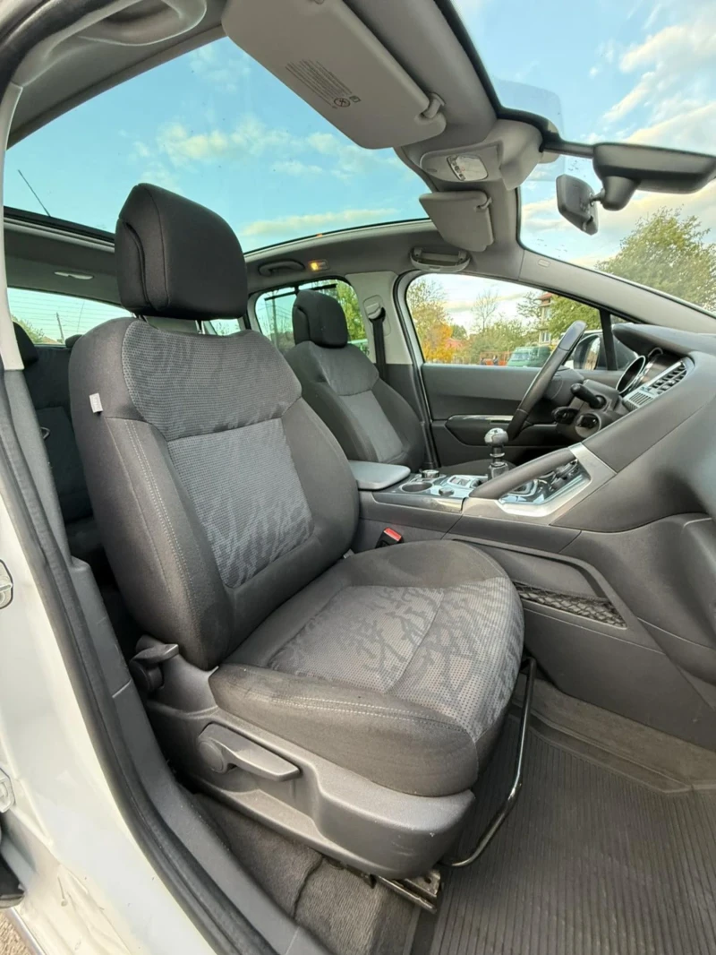 Peugeot 3008 1.6HDI, снимка 11 - Автомобили и джипове - 52160189