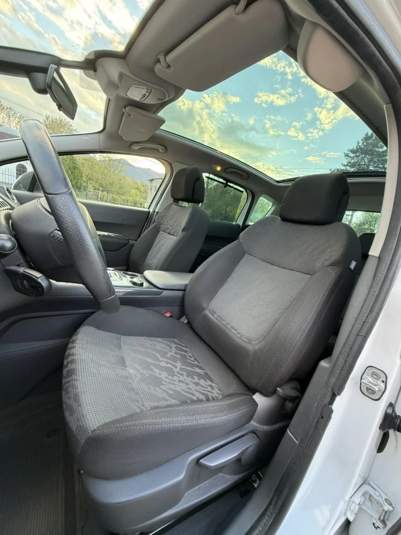 Peugeot 3008 1.6HDI, снимка 9 - Автомобили и джипове - 52160189