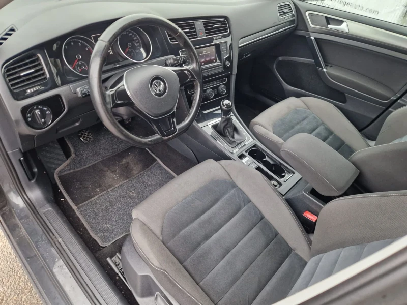 VW Golf 1.4I, снимка 8 - Автомобили и джипове - 52361805