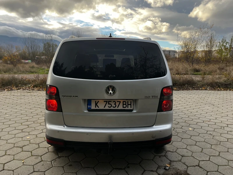 VW Touran 2.0 TDI 170 к.с., снимка 5 - Автомобили и джипове - 52482743