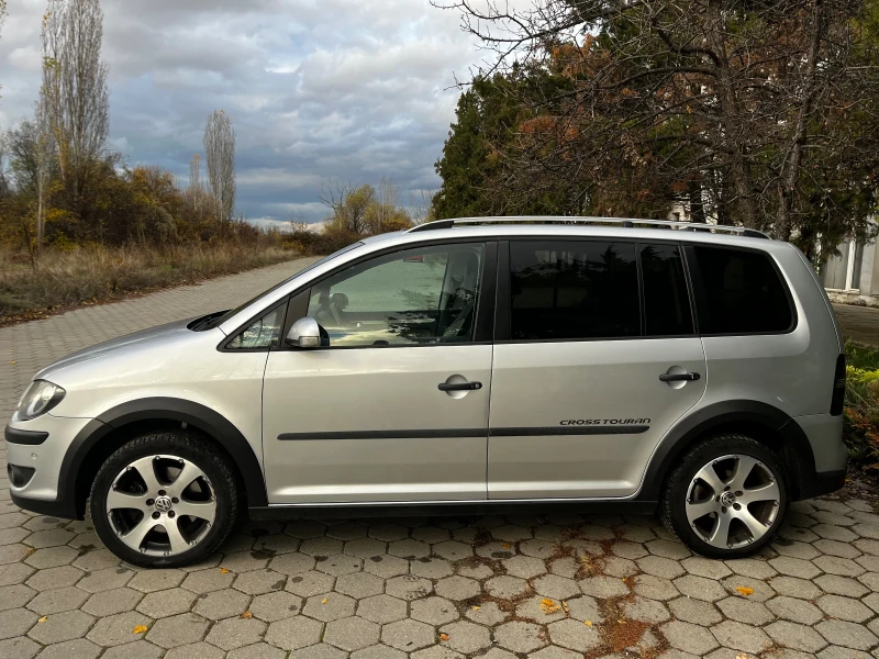 VW Touran 2.0 TDI 170 к.с., снимка 4 - Автомобили и джипове - 52482743