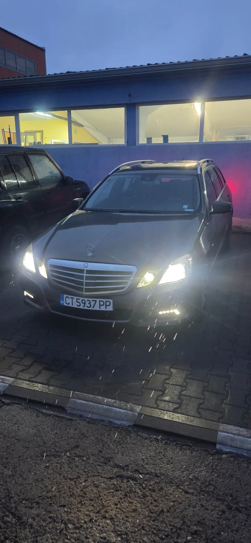 Mercedes-Benz E 250 W212, снимка 7 - Автомобили и джипове - 52556542
