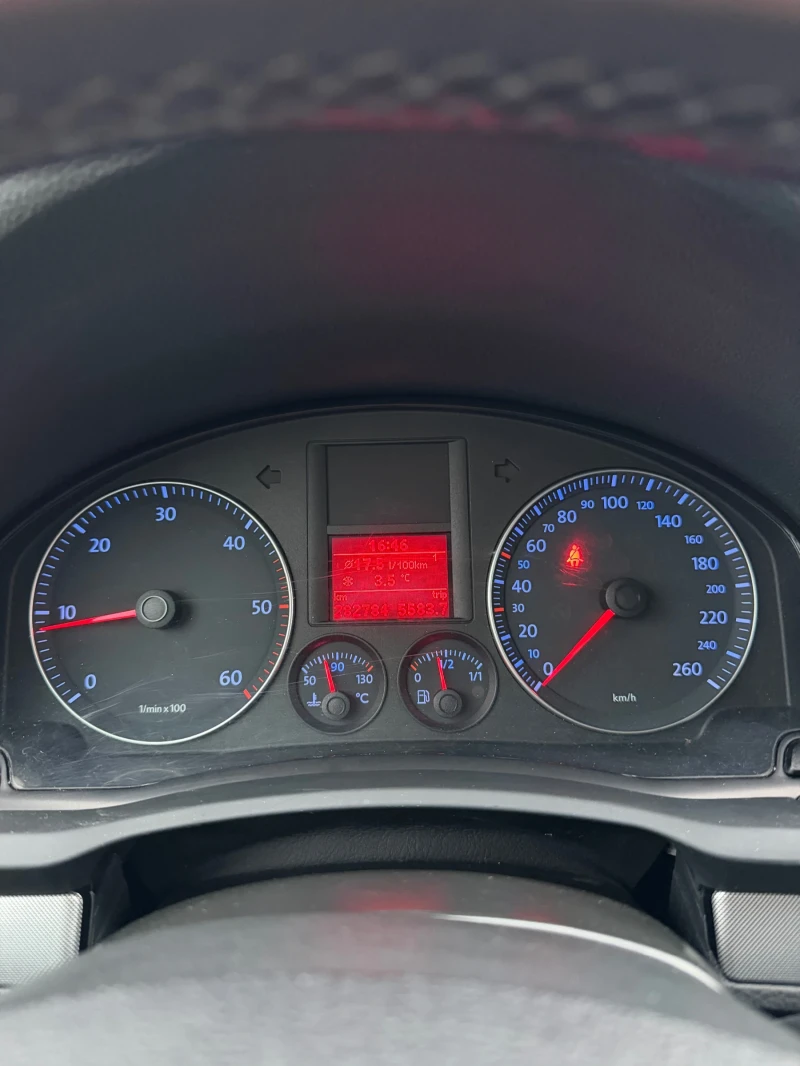 VW Golf, снимка 14 - Автомобили и джипове - 53055689