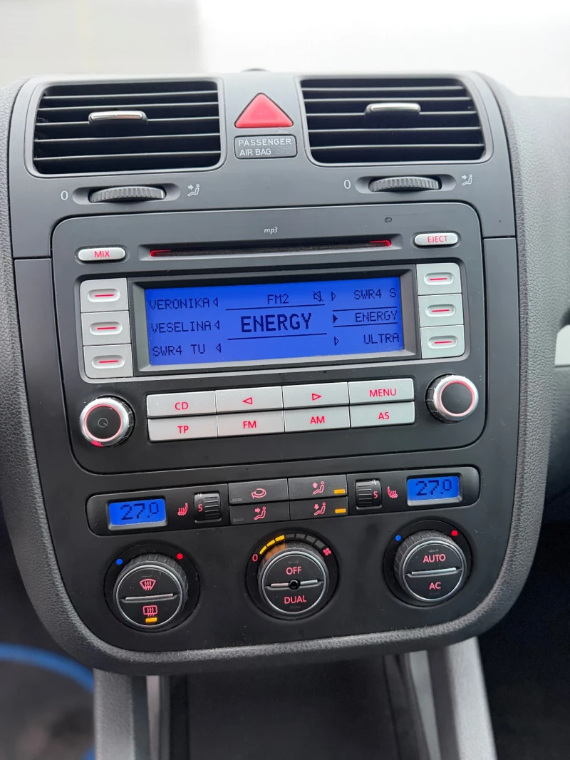 VW Golf, снимка 8 - Автомобили и джипове - 53055689