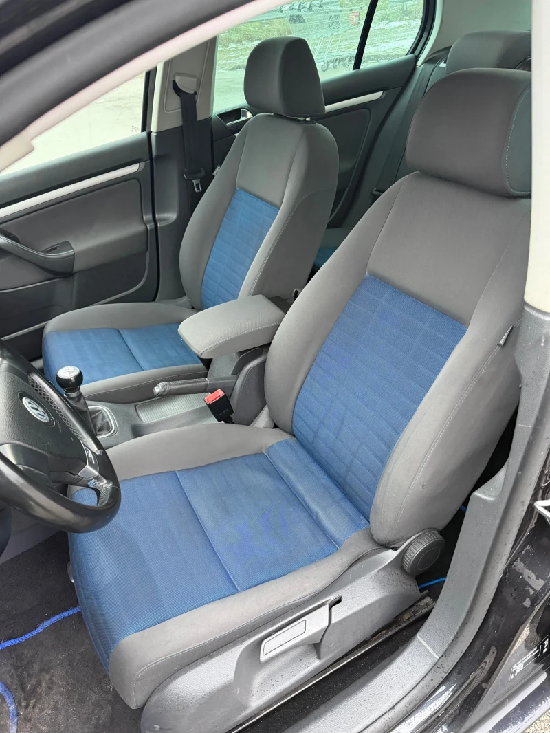 VW Golf, снимка 7 - Автомобили и джипове - 53055689
