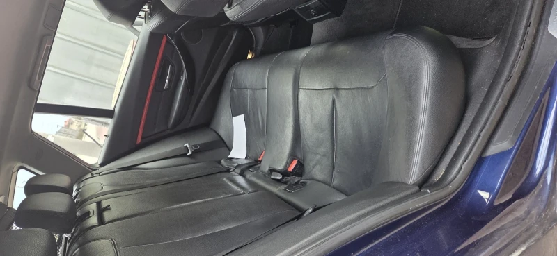 BMW 320 Sport line , снимка 5 - Автомобили и джипове - 53119329