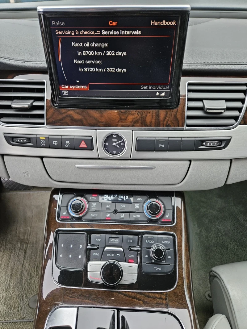 Audi A8, снимка 6 - Автомобили и джипове - 53237038