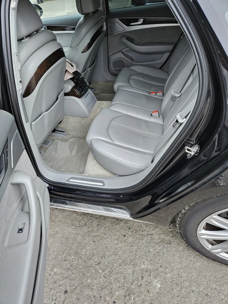 Audi A8, снимка 8 - Автомобили и джипове - 53237038
