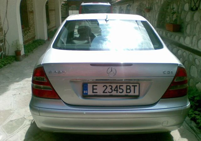 Mercedes-Benz E 220 2, 2CDI, снимка 6 - Автомобили и джипове - 46816170