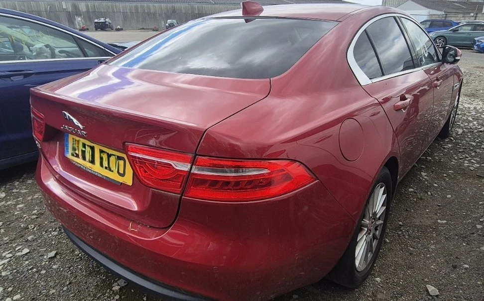 Jaguar XE XE.2.0 �  �����  | Mobile.bg � ����������� 7