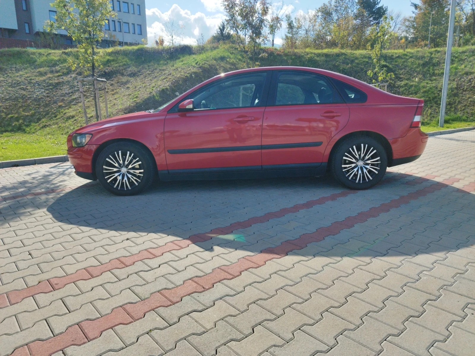 Volvo S40 2.0 D - изображение 3