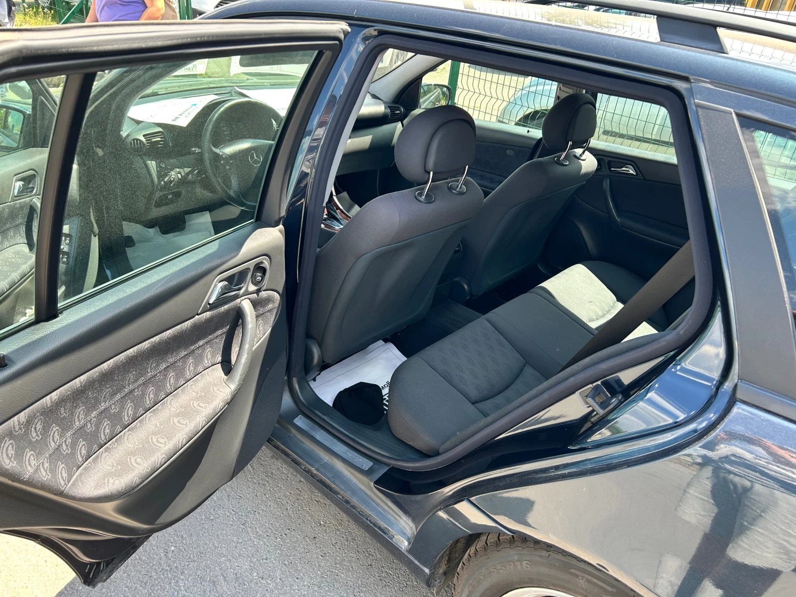 Mercedes-Benz C 220 2.2 CDI - изображение 9