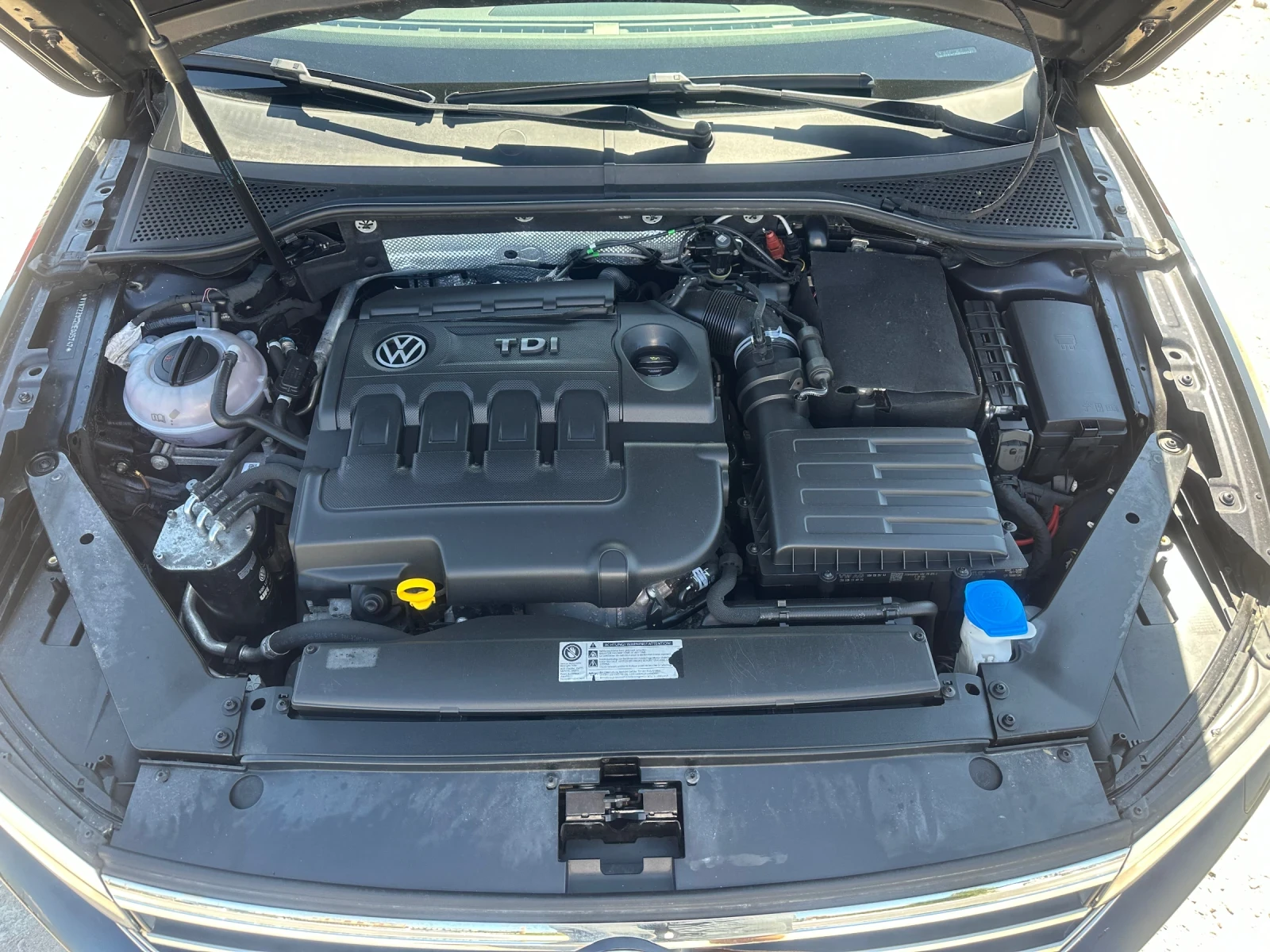 VW Passat 2.0 TDI NAVI | Mobile.bg — изображение 16