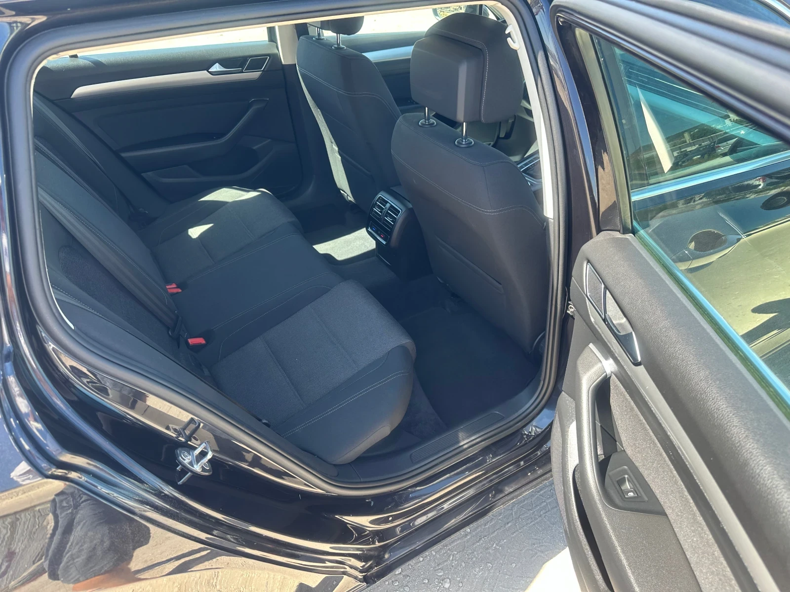 VW Passat 2.0 TDI NAVI | Mobile.bg — изображение 13