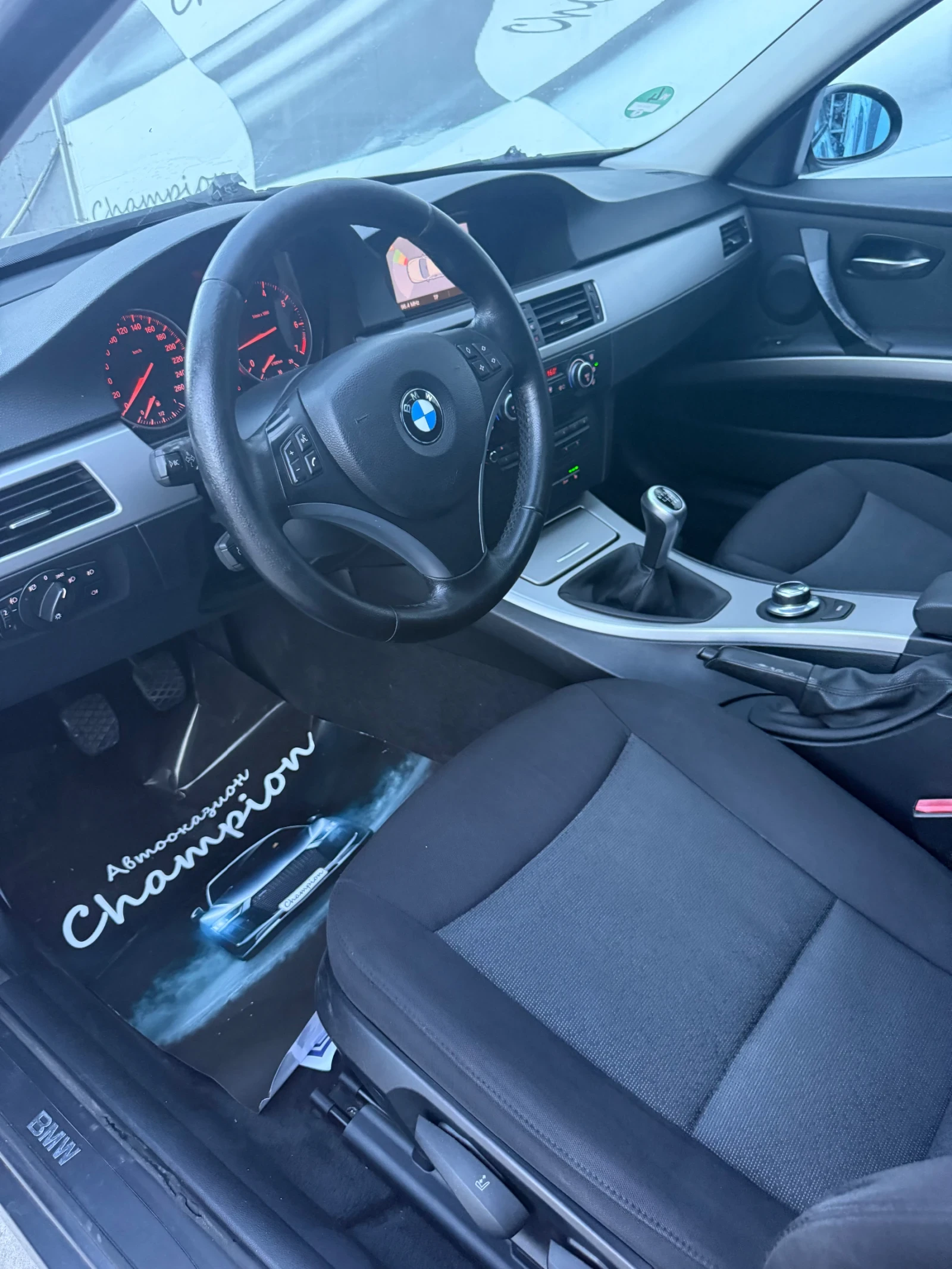 BMW 318 Като нова - изображение 9