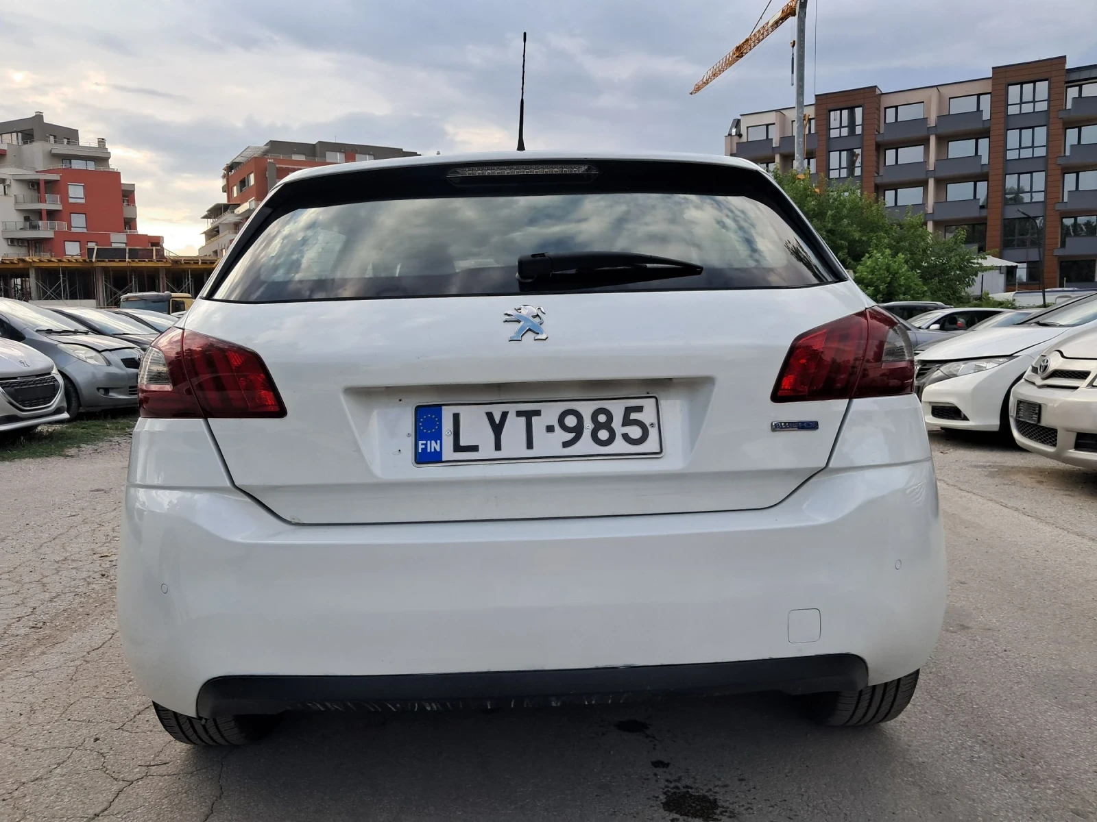 Peugeot 308 16 хди 120кс автомат - изображение 10