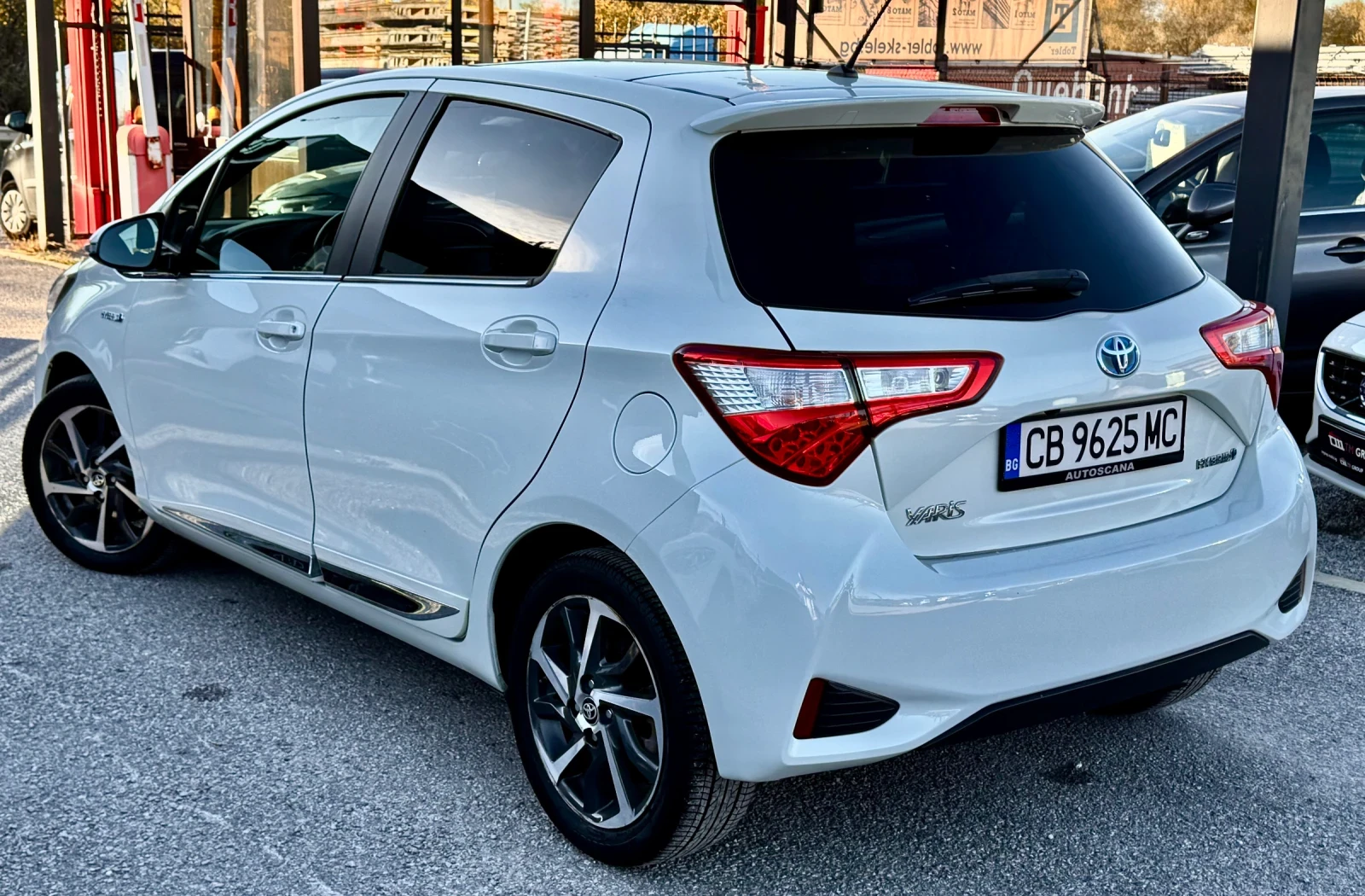 Toyota Yaris Trend/Панорама/Kамера/Keyless - изображение 5