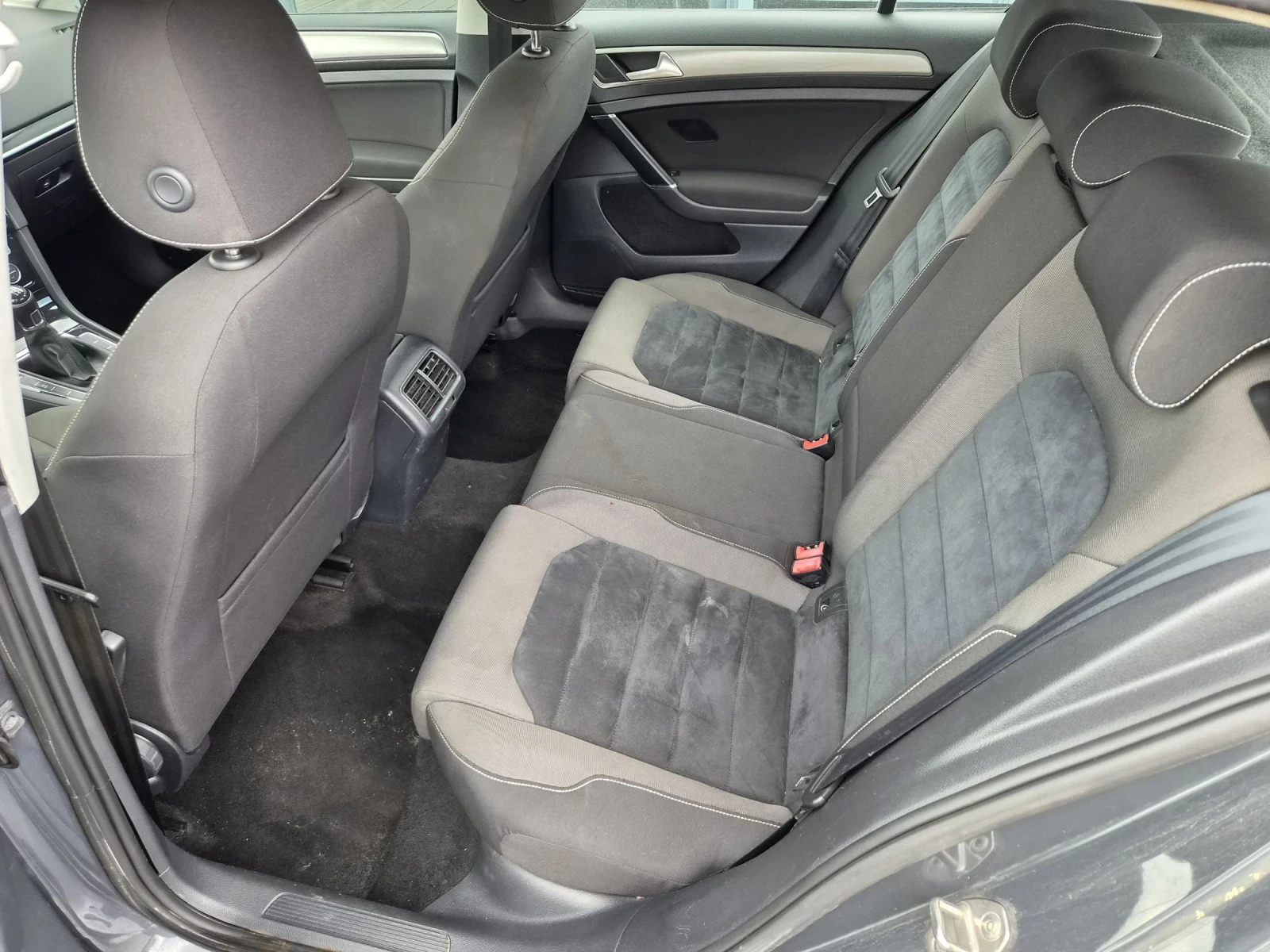 VW Golf 1.4I, снимка 12 - Автомобили и джипове - 52361805