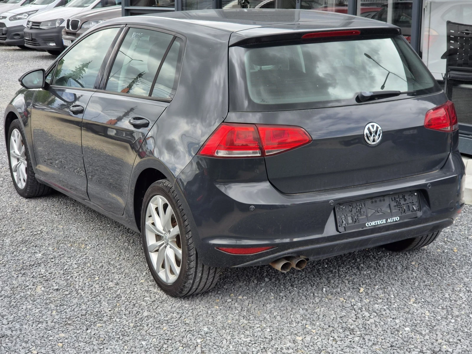 VW Golf 1.4I, снимка 5 - Автомобили и джипове - 52361805