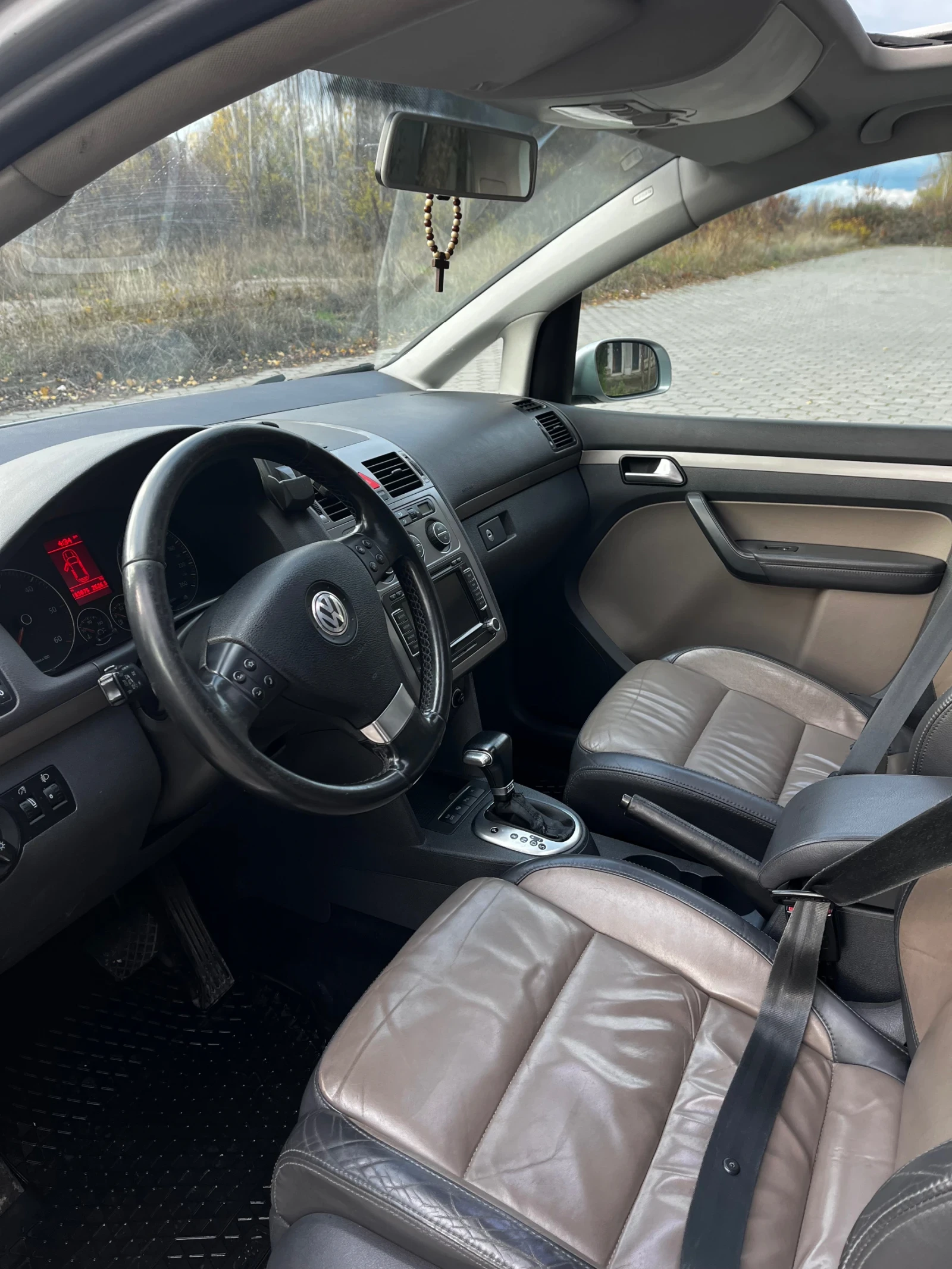 VW Touran 2.0 TDI 170 к.с. - изображение 7