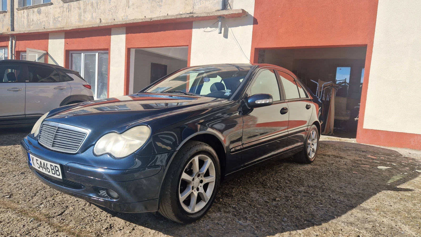 Mercedes-Benz C 200 | Mobile.bg   2