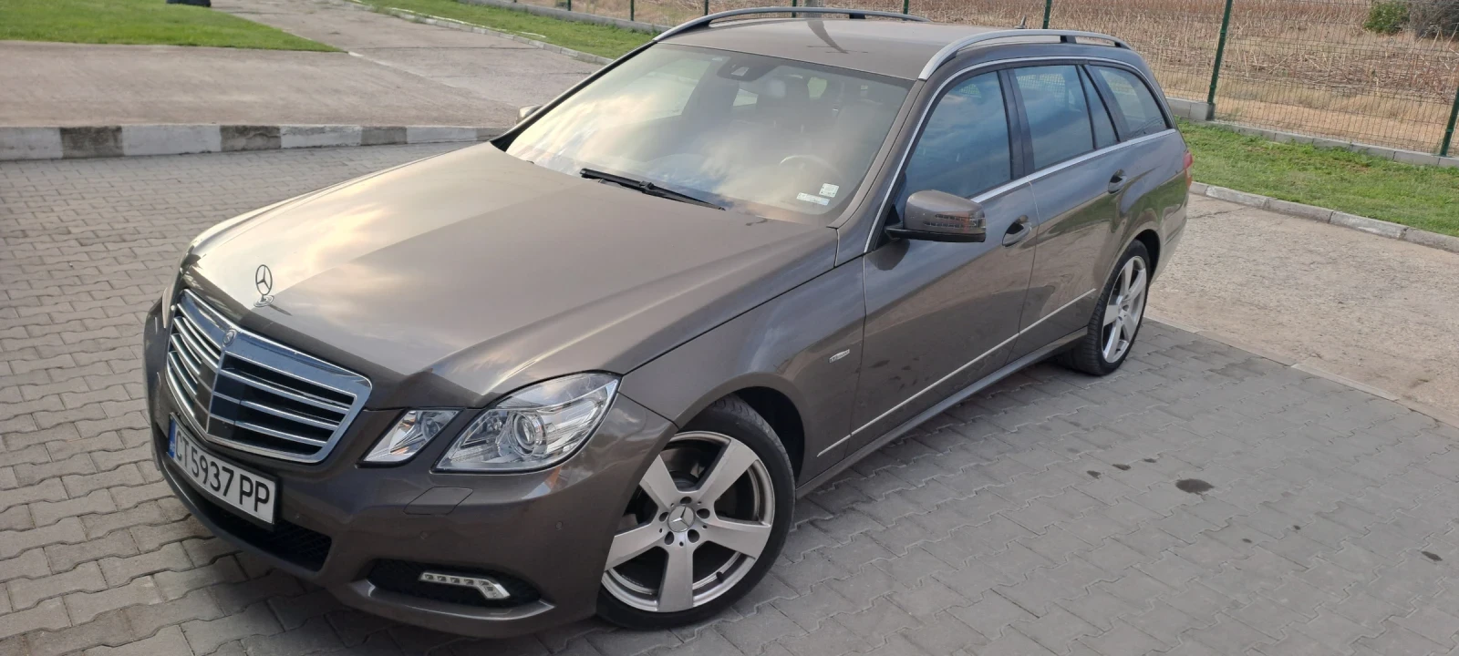 Mercedes-Benz E 250 W212 - изображение 8