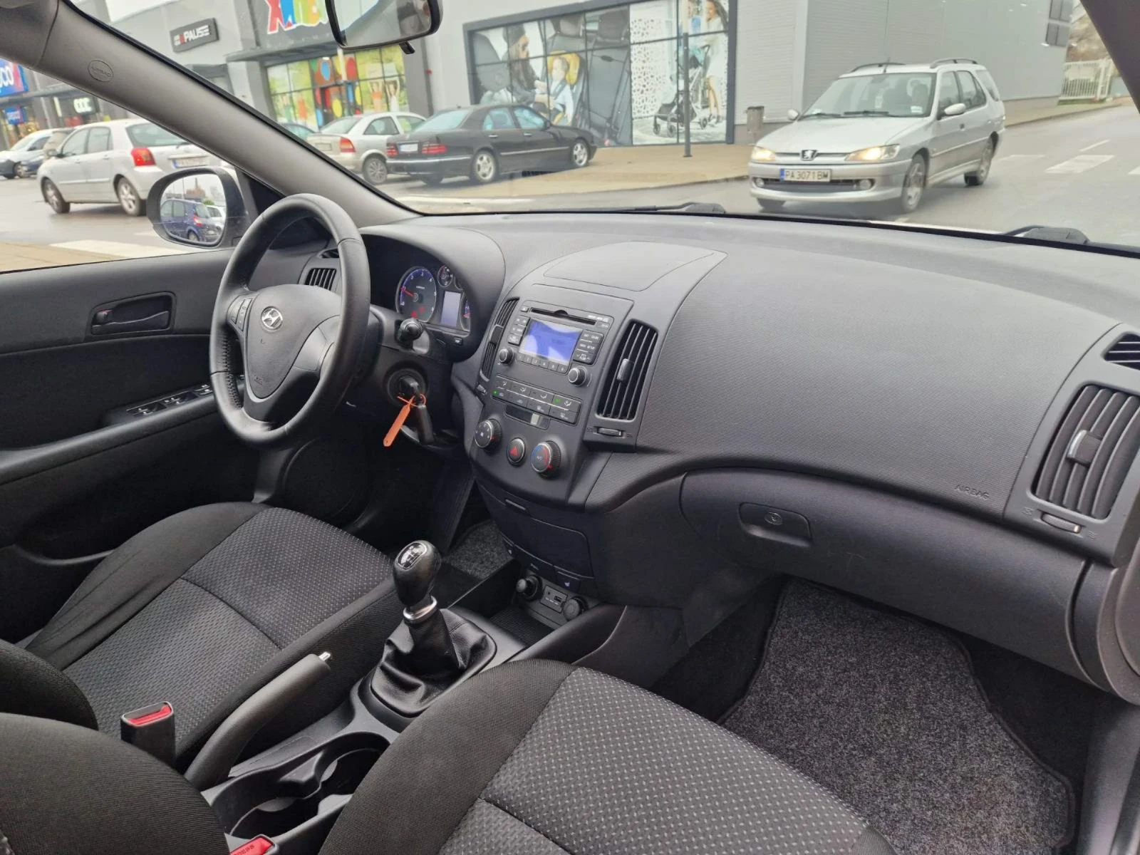 Hyundai I30 1.6 / 90 к.с - изображение 10