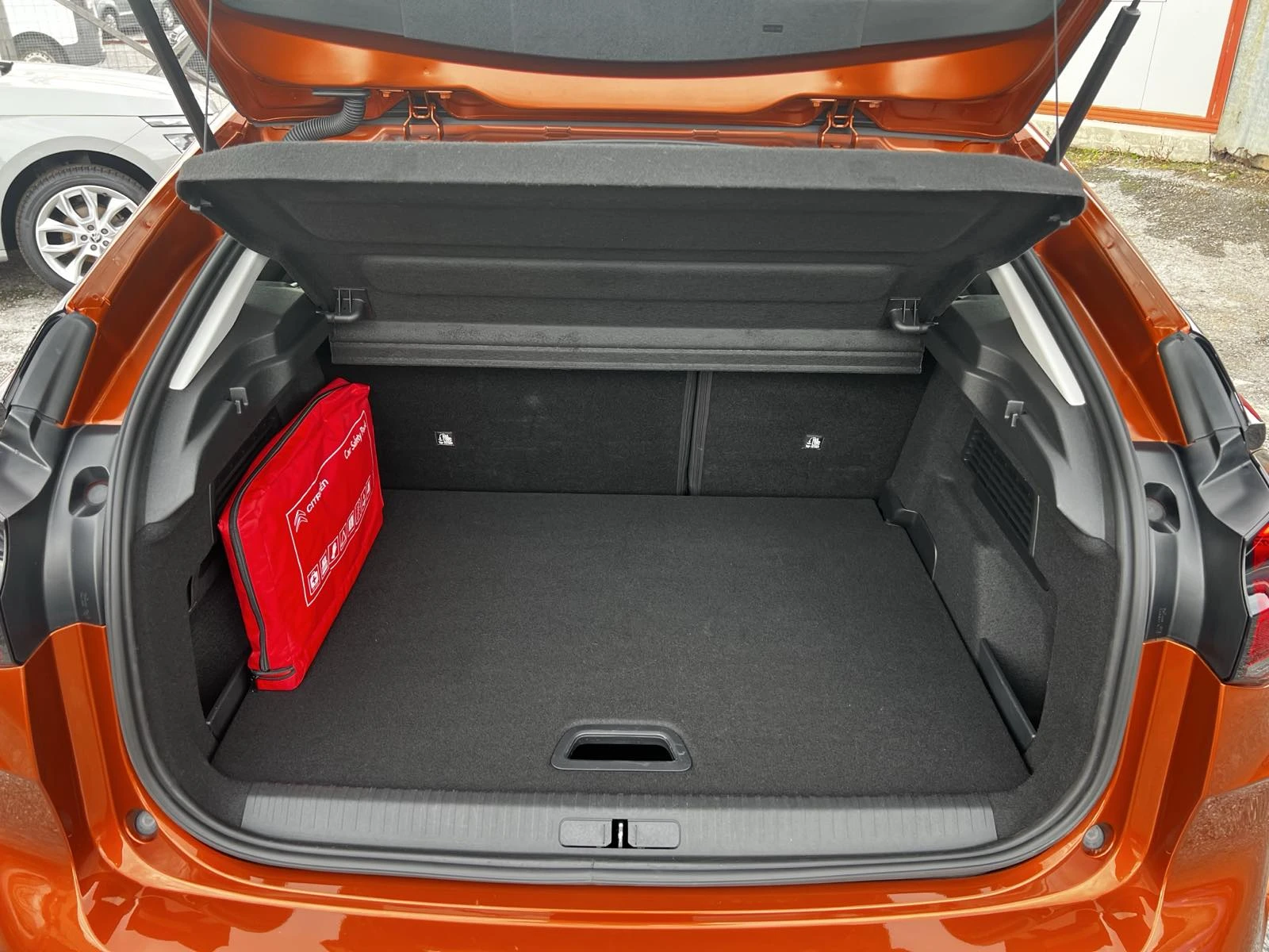 Citroen C4 1.2 SHINE* * HEAD-UP-DISPLEY* KAMERA* LED* KEYLESS | Mobile.bg � ����������� 16