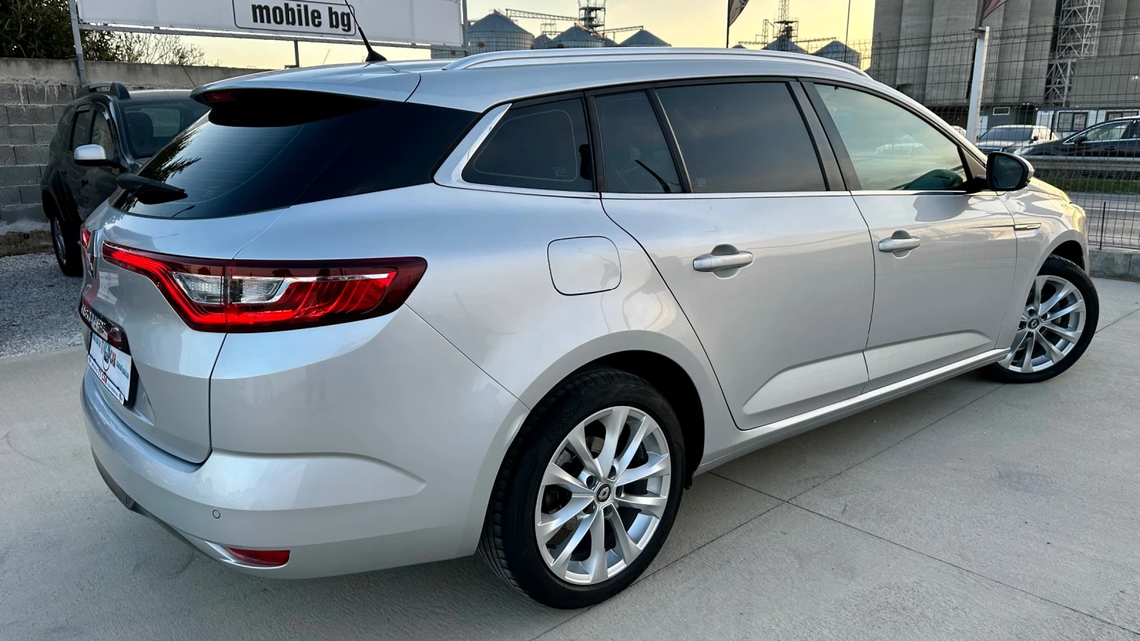 Renault Megane 1.5dci Intens! Digital! EURO 6b ������! ����! | Mobile.bg � ����������� 4