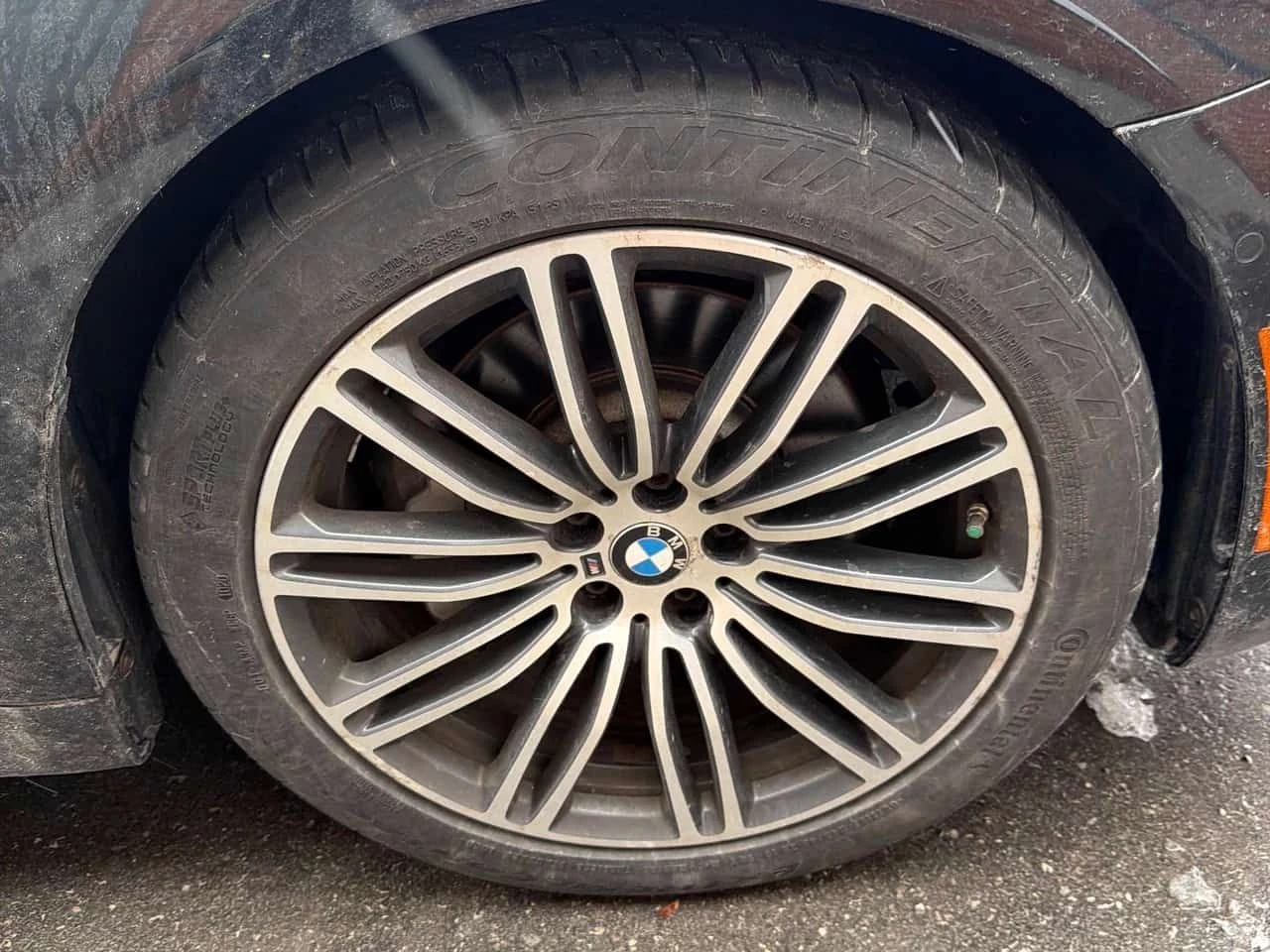 BMW 530 530i xDrive  CARFAX | Mobile.bg � ����������� 7