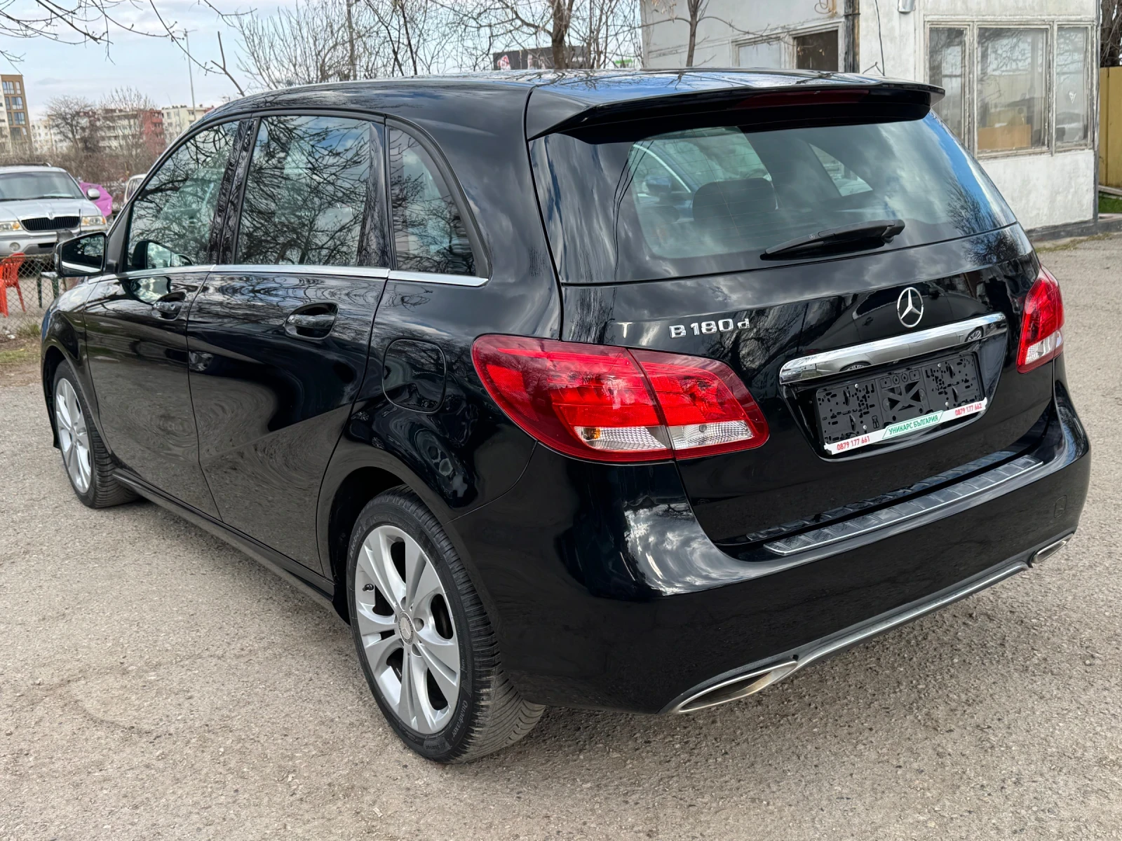 Mercedes-Benz B 180 Avtomat ! Face lift! Full Ekstri !!, снимка 4 - Автомобили и джипове - 53989485
