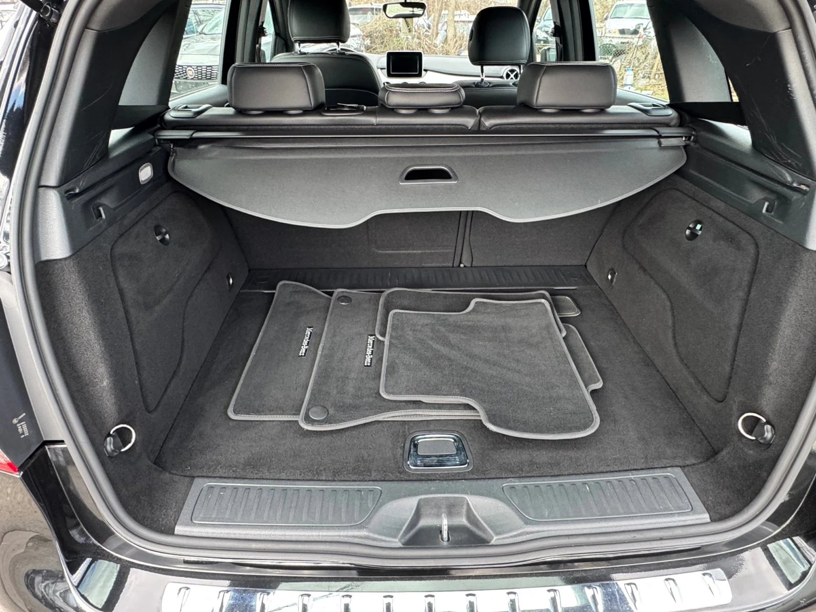 Mercedes-Benz B 180 Avtomat ! Face lift! Full Ekstri !!, снимка 16 - Автомобили и джипове - 53989485