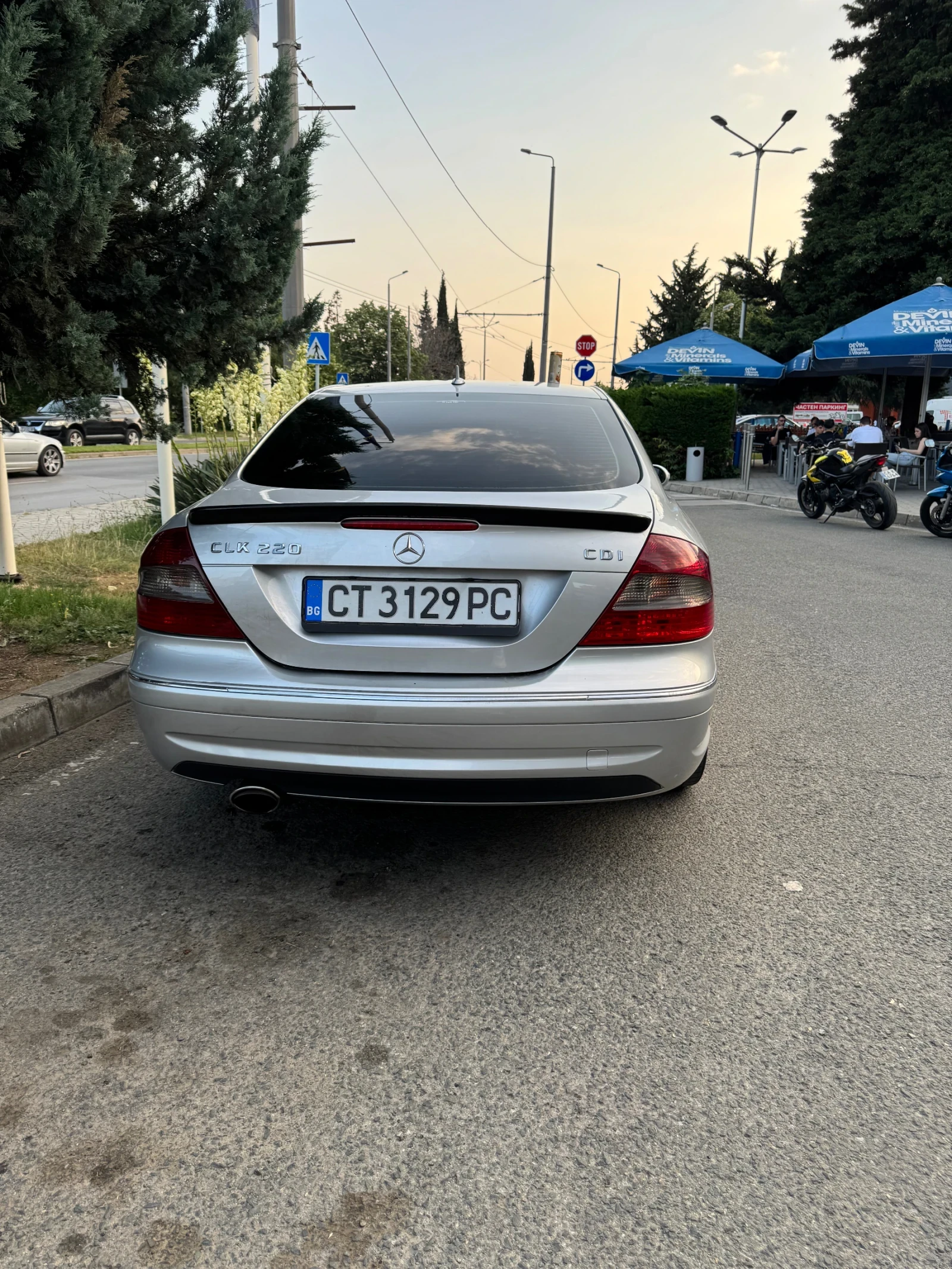 Mercedes-Benz CLK, снимка 11 - Автомобили и джипове - 54392327