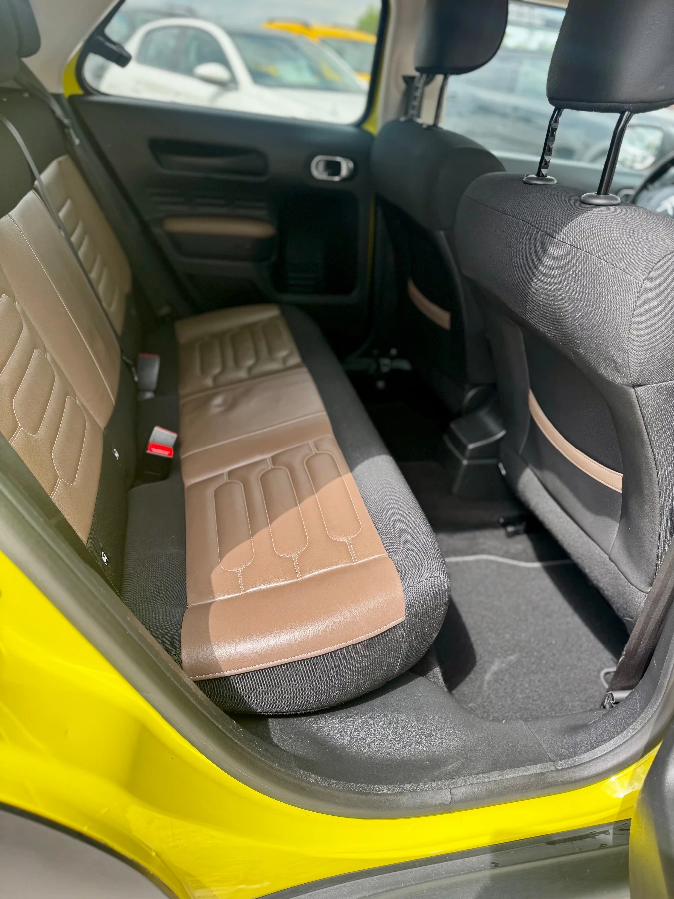 Citroen C4 Cactus 1.6 HDI 100Hp Автоматик, снимка 10 - Автомобили и джипове - 54573761