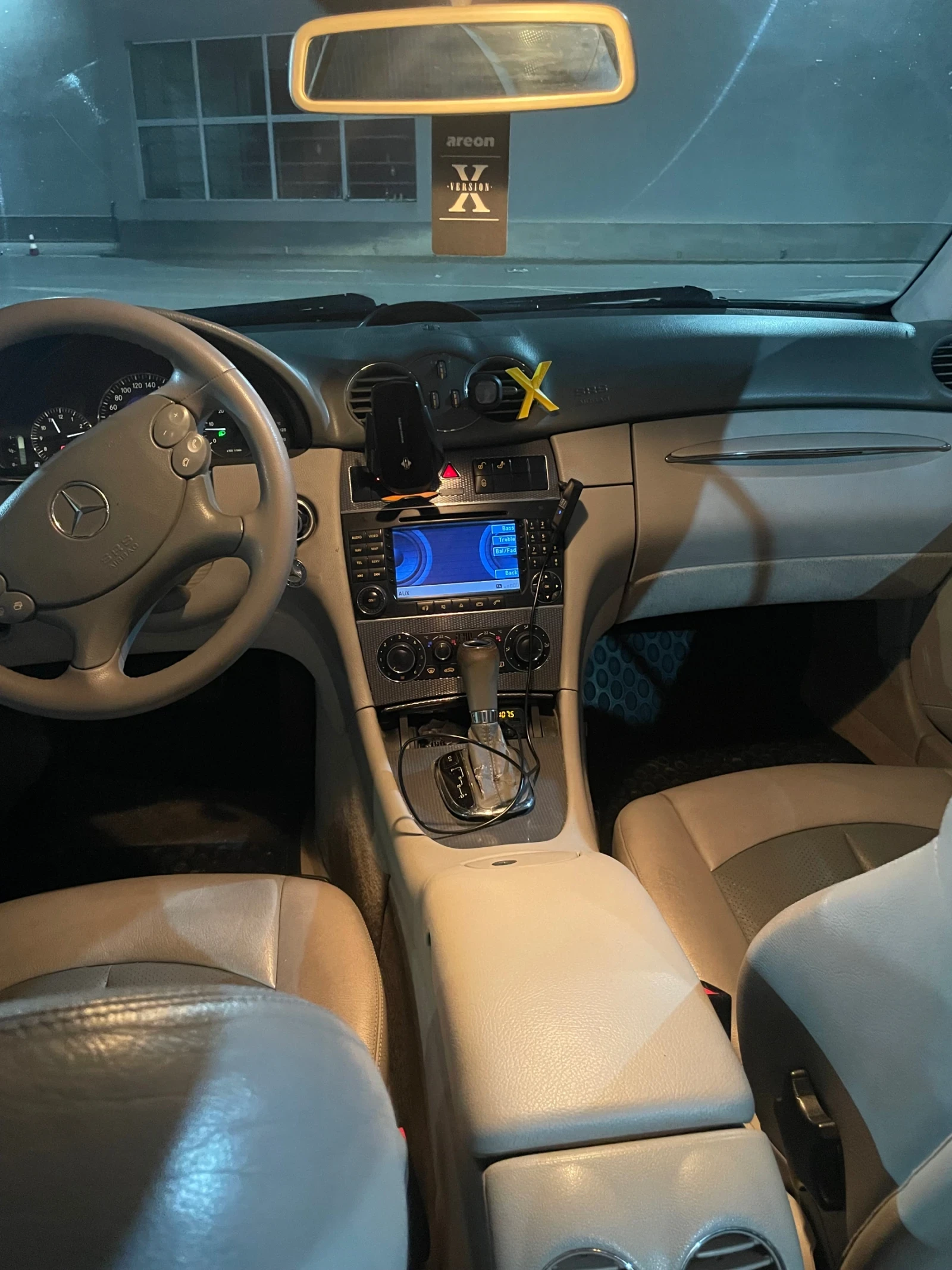 Mercedes-Benz CLK, снимка 5 - Автомобили и джипове - 54860733