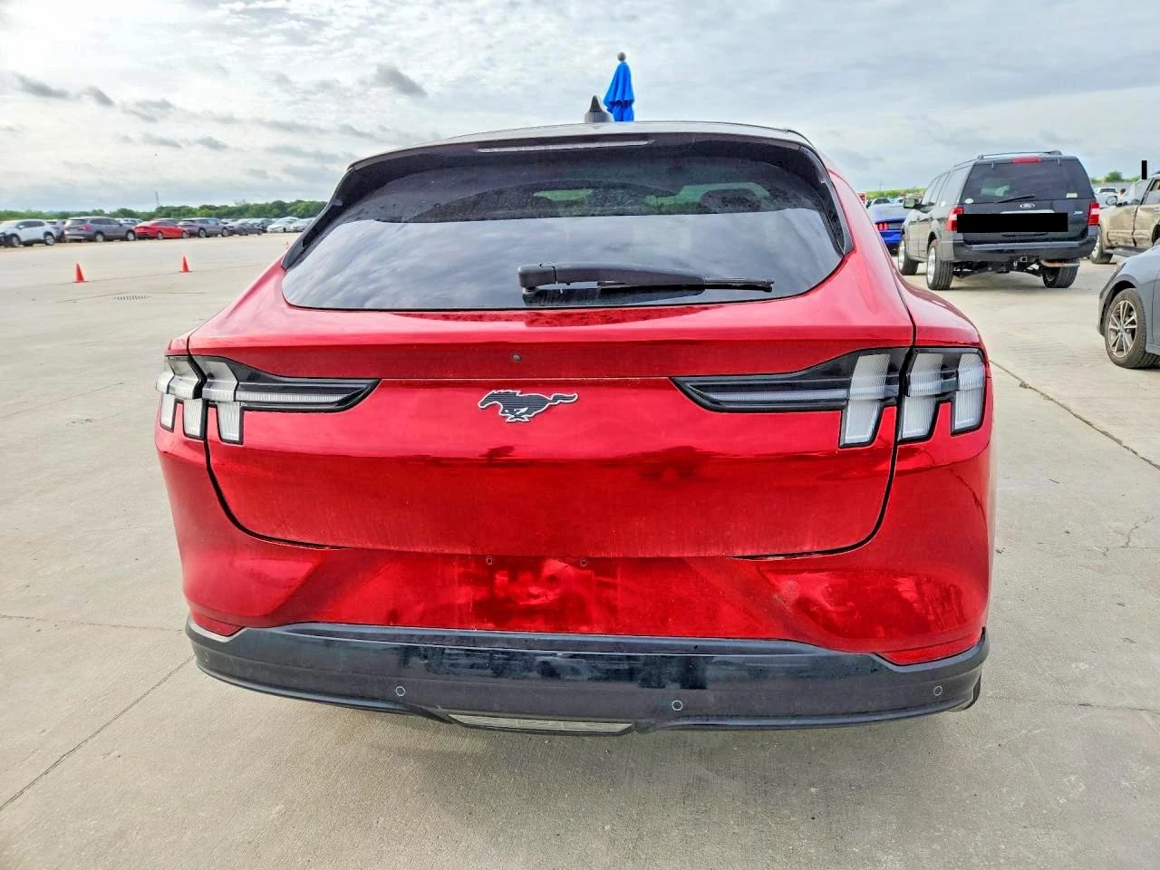 Ford Mustang Mach-E Premium, снимка 6 - Автомобили и джипове - 55288778