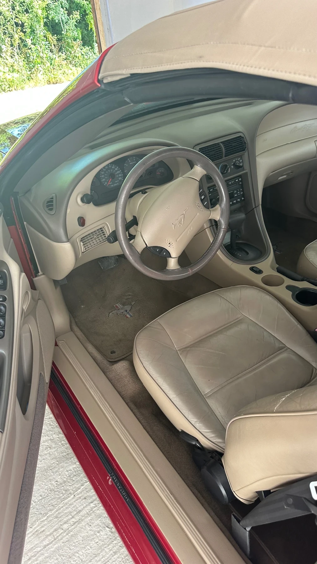 Ford Mustang Кабриолет , снимка 9 - Автомобили и джипове - 55303392