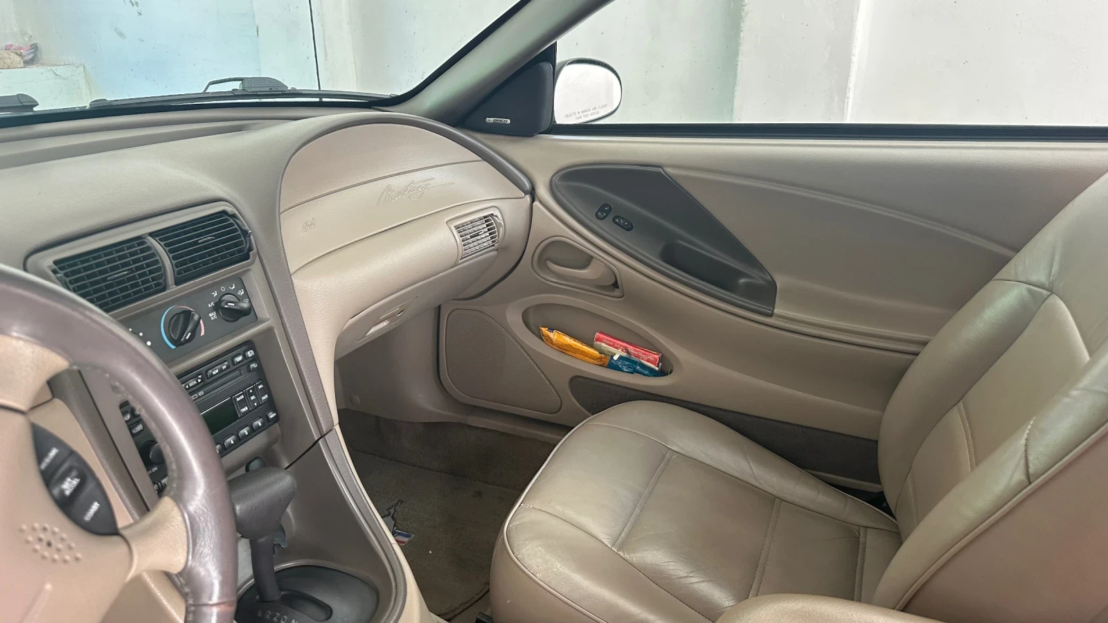 Ford Mustang Кабриолет , снимка 8 - Автомобили и джипове - 55303392