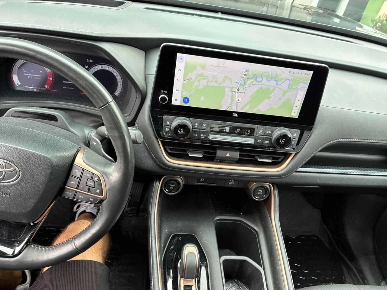 Toyota Grand Highlander Hybrid Platinum/360/DIS/HUD/JBL/ОБДУХВАНЕ, снимка 9 - Автомобили и джипове - 55677796