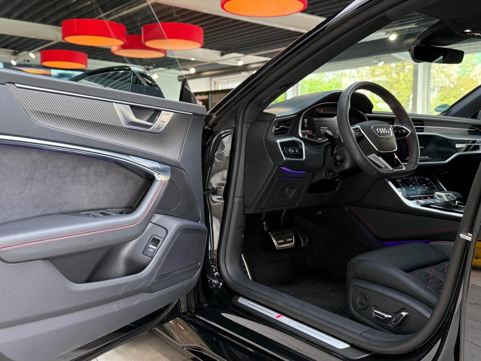Audi Rs7 SPORTBACK/600HP/PANO/360/HUD/B&O/VENT/795z, снимка 8 - Автомобили и джипове - 55706526
