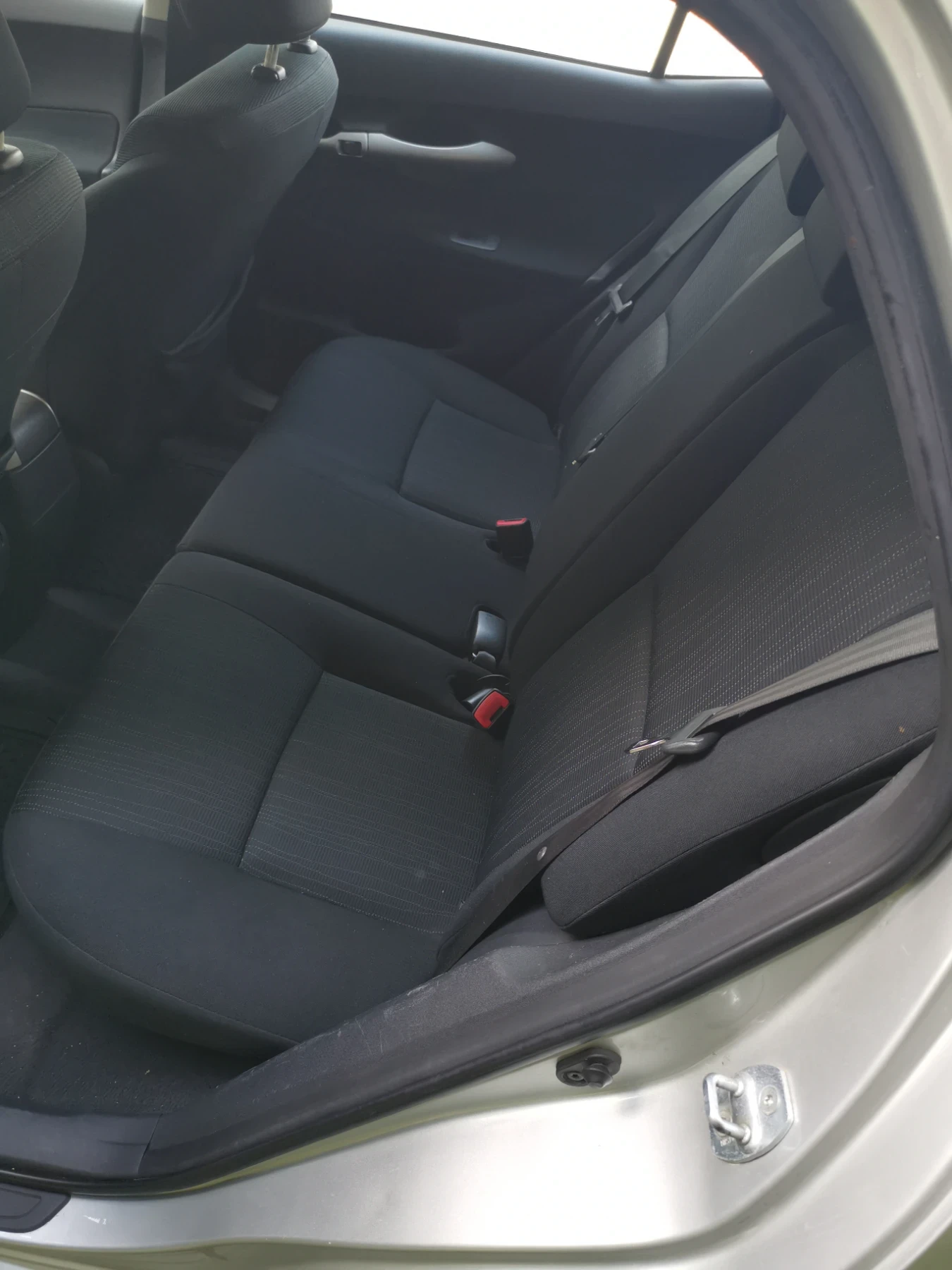 Toyota Auris, снимка 11 - Автомобили и джипове - 55804122