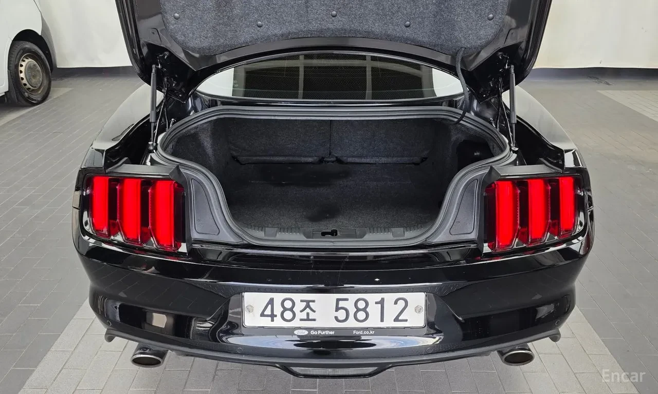 Ford Mustang 5.0L GT| КОЖЕН САЛОН| ОБДУХ| DISTRONIC, снимка 13 - Автомобили и джипове - 55991354