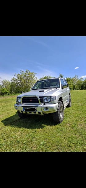 Mitsubishi Pajero, снимка 1