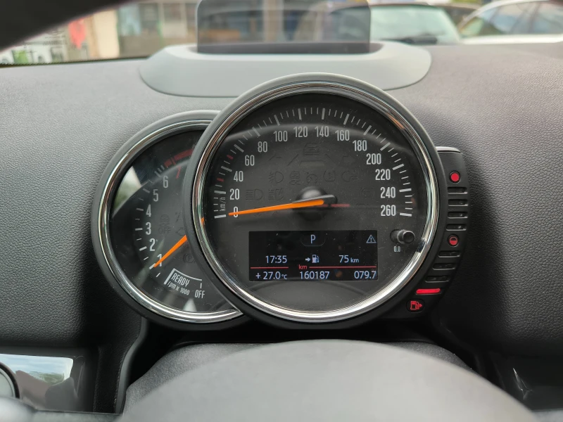 Mini Countryman Countryman S 4x4 Автоматик Швейцария  Head up, снимка 16 - Автомобили и джипове - 51658417