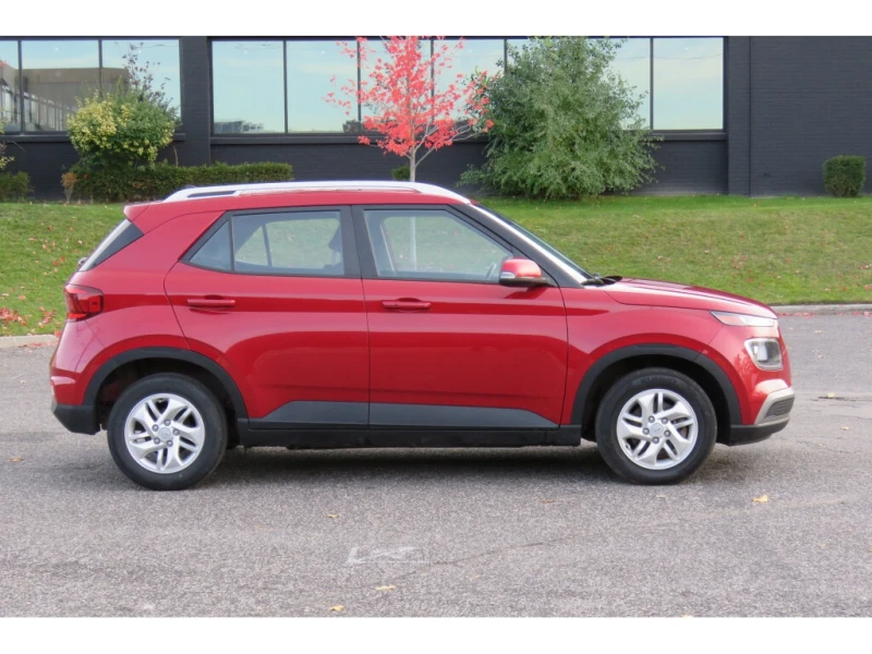 Hyundai Venue * Preferred * CARFAX * ЦЕНА ДО БГ, снимка 5 - Автомобили и джипове - 53000793