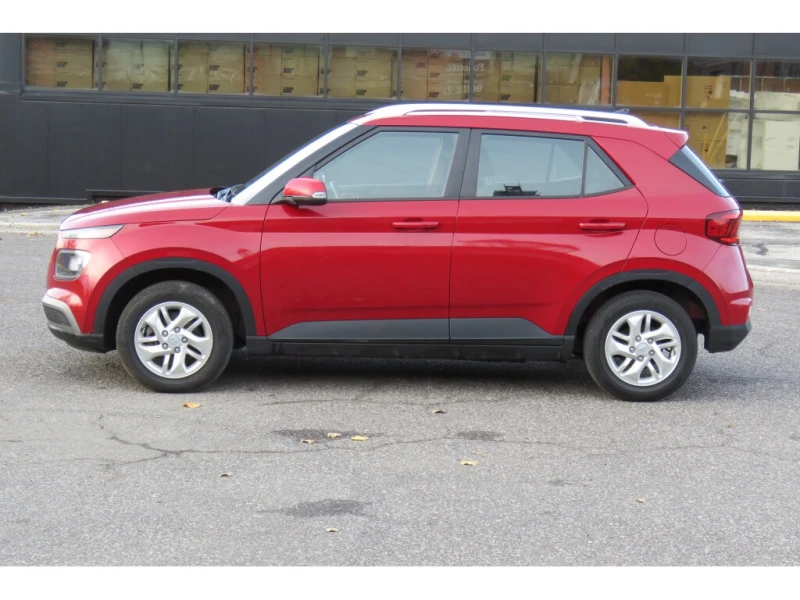 Hyundai Venue * Preferred * CARFAX * ЦЕНА ДО БГ, снимка 4 - Автомобили и джипове - 53000793