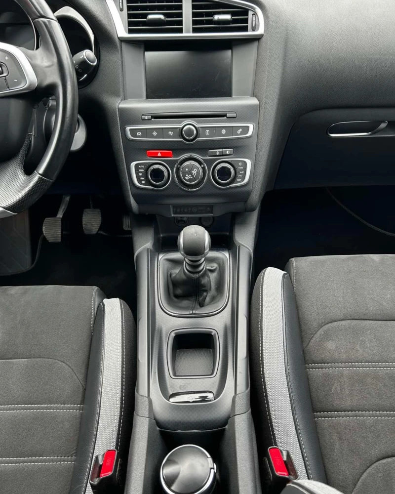 Citroen DS 4 Crossback 1.6 HDi 120 к.с. NAVI, снимка 10 - Автомобили и джипове - 53146829